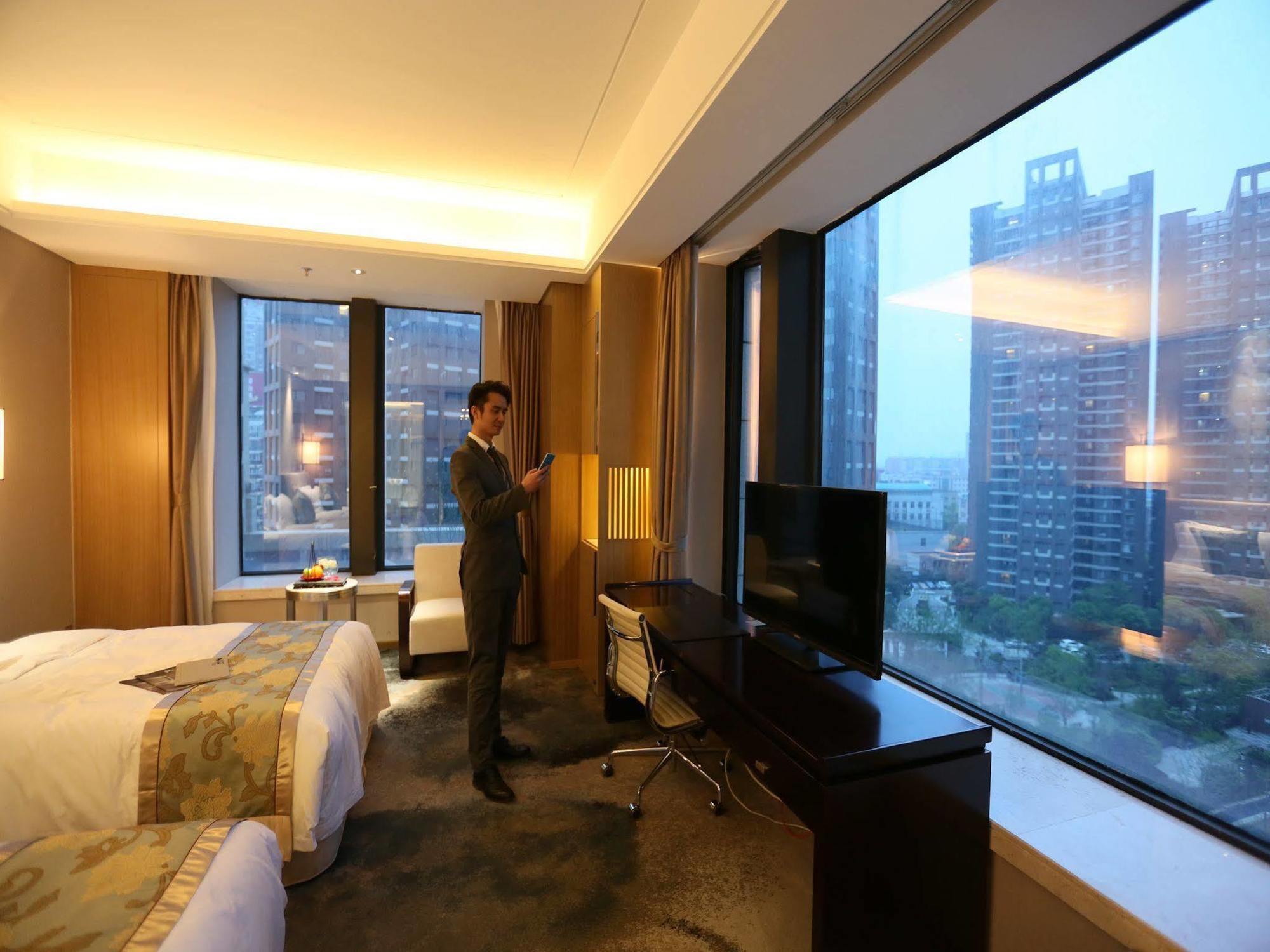 Yun Hotel Wuhan Zewnętrze zdjęcie